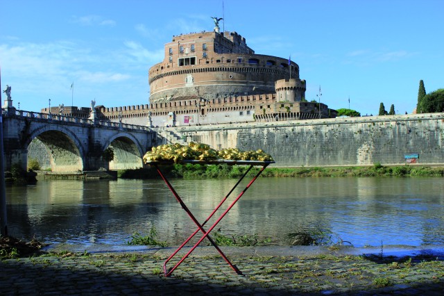 © Renate Egger and Wilhelm Roseneder. Goldene Erweiterung/Golden expansion. Street art project - temporary installation in public space. Artist in Residence. Castel S`Angelo.. Rome, Italy, October 2011
